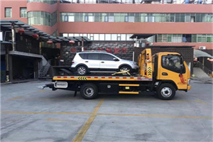 奎屯汽车紧急补胎换胎救援